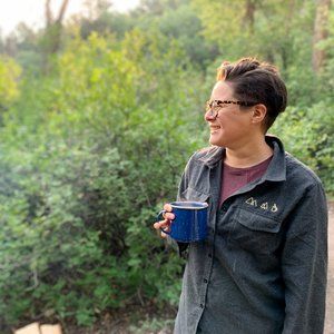 Meet your Posher, April